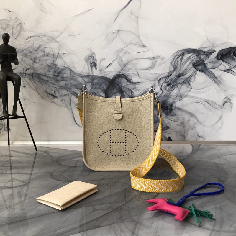 Luxurious Totes - Latest - 6839
