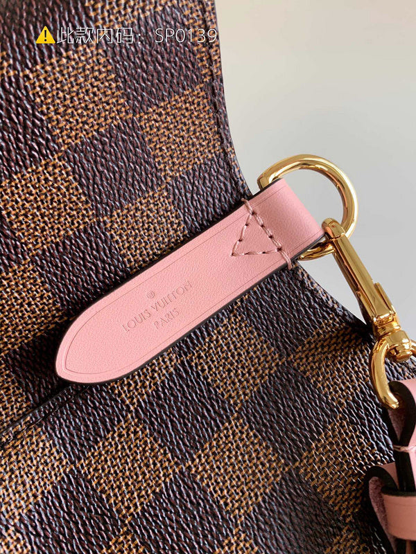 Luxurious Totes - Latest - 9763