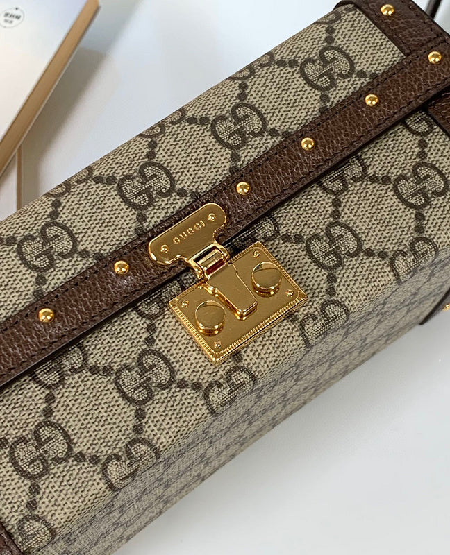 GUI - Luxurious Totes - 149
