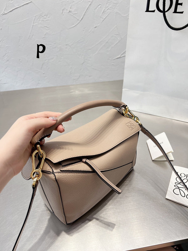 Luxurious Totes - LW-CH Bags - 044