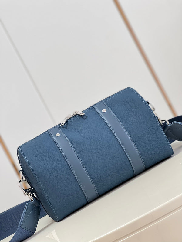 LOV - Luxurious Totes - 1846
