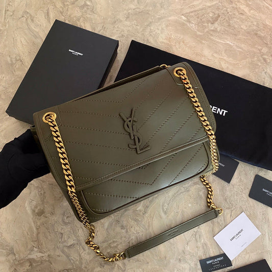 Luxurious Totes - Latest - 9300