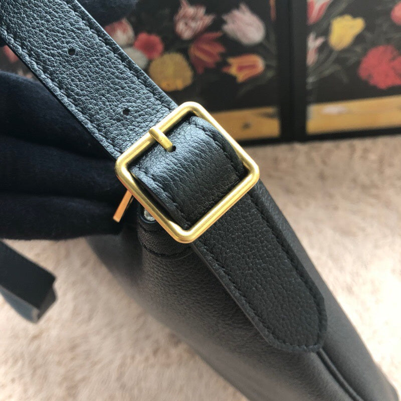 Luxurious Totes - Latest - 9881
