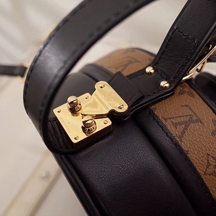 LOV - Luxurious Totes - 451