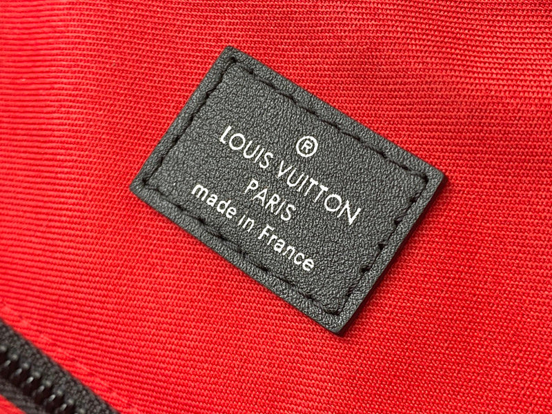LOV - Luxurious Totes - 1945