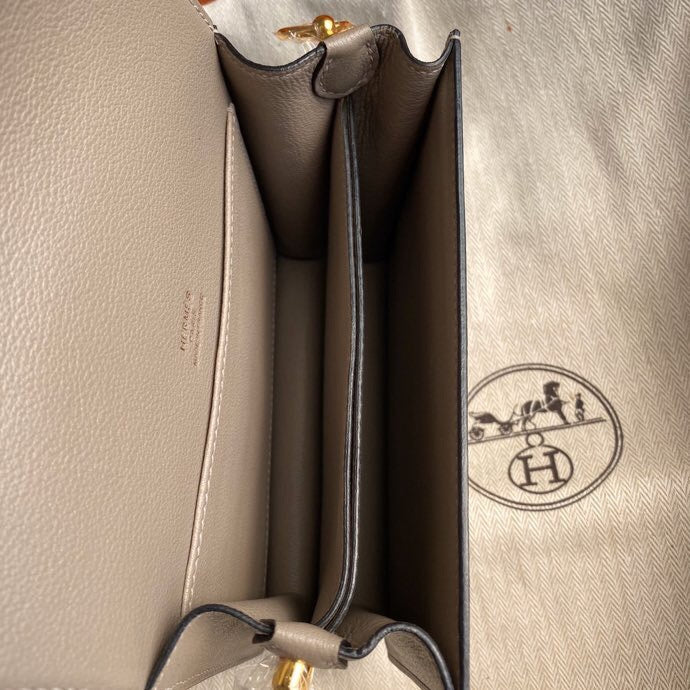 Luxurious Totes - Latest - 6653