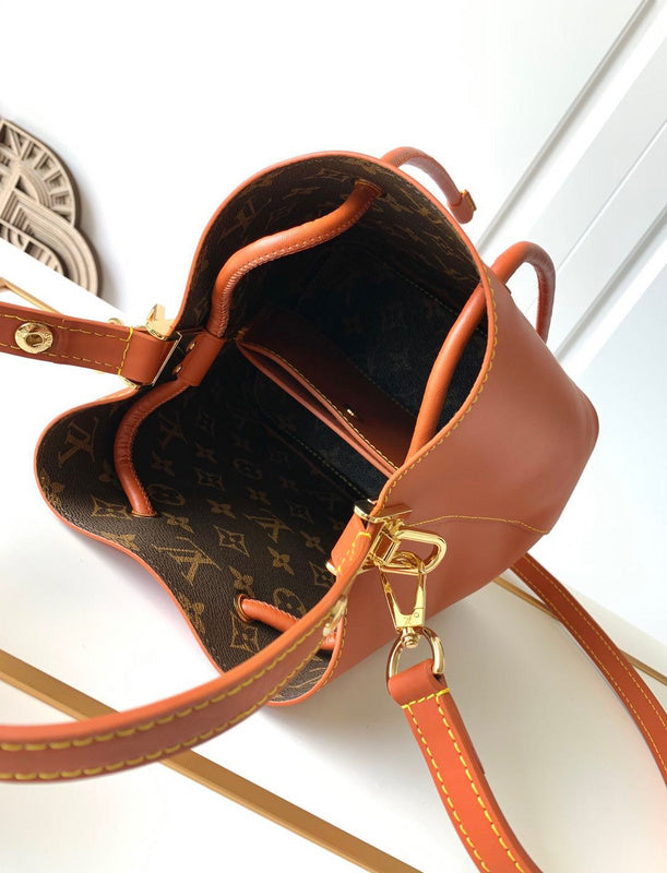 Luxurious Totes - Latest - 9727