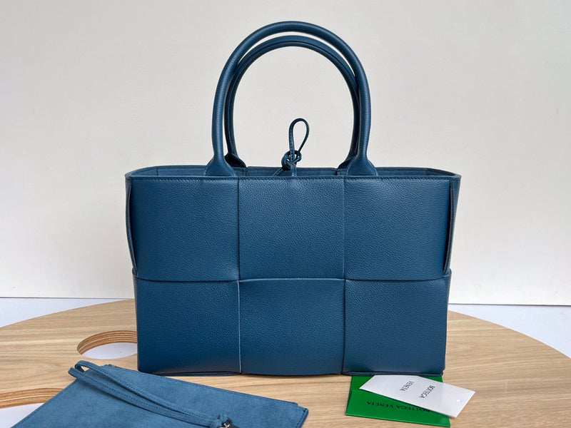 Luxurious-Totes - BV Bags - 2236