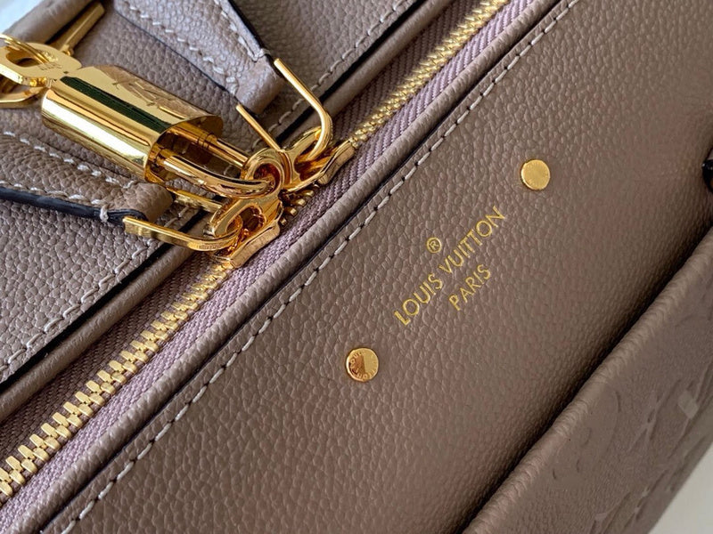 Luxurious Totes - Latest - 9681