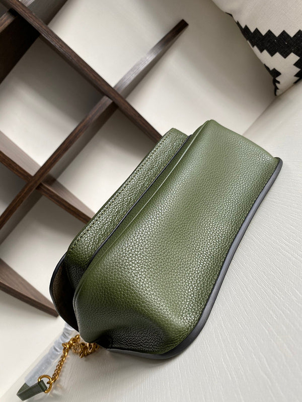 Luxurious Totes - Latest - 1540