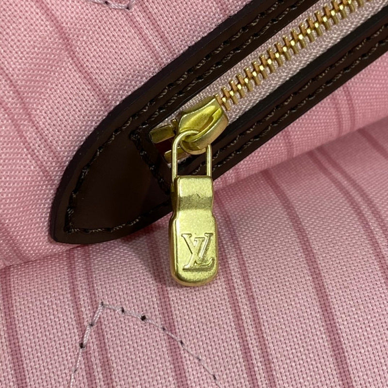 LOV - Luxurious Totes - 2580