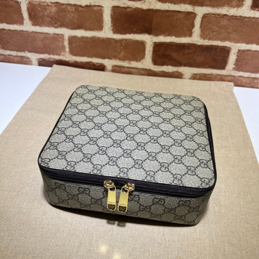 GUI - Luxurious Totes - 529