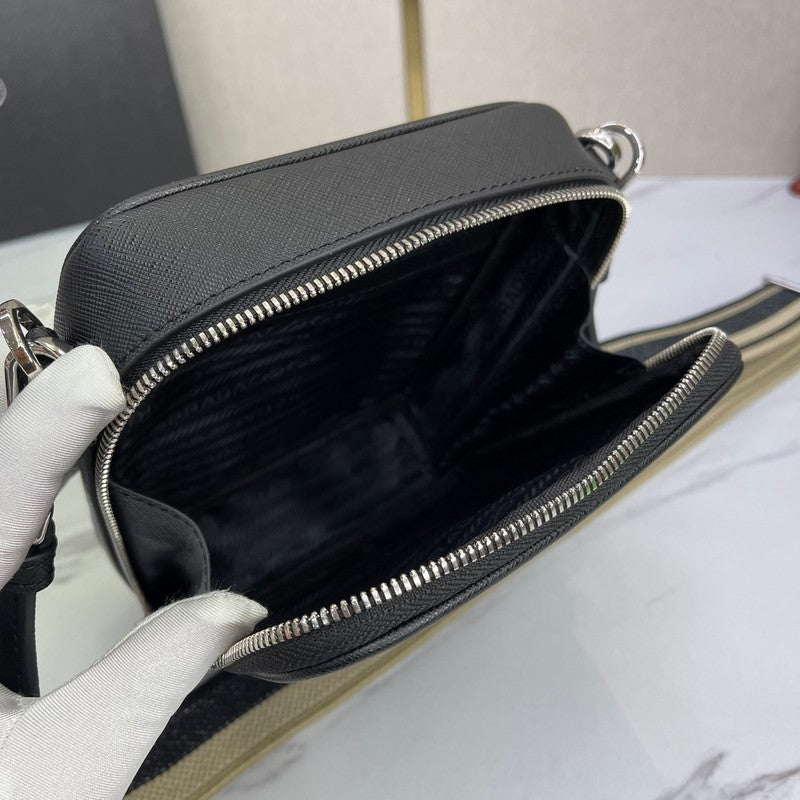 PDA - Luxurious Totes - 157