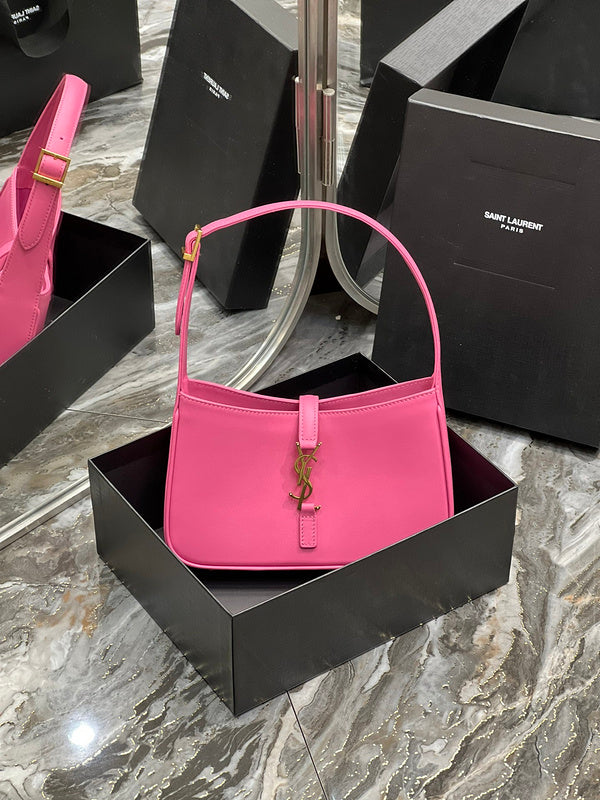 Luxurious Totes - Latest - 8494