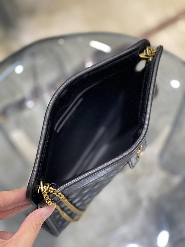 Luxurious Totes - Latest - 8906