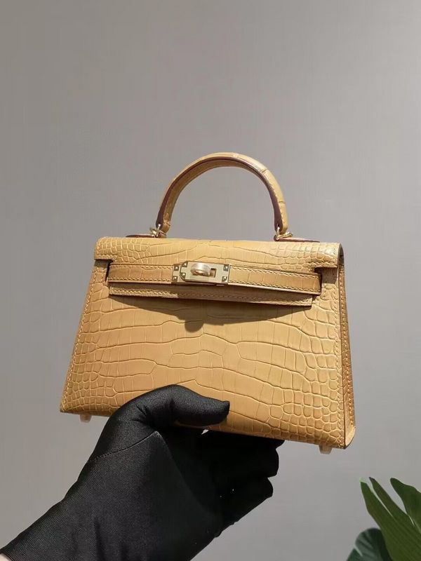 HMS - Luxurious Totes - 014