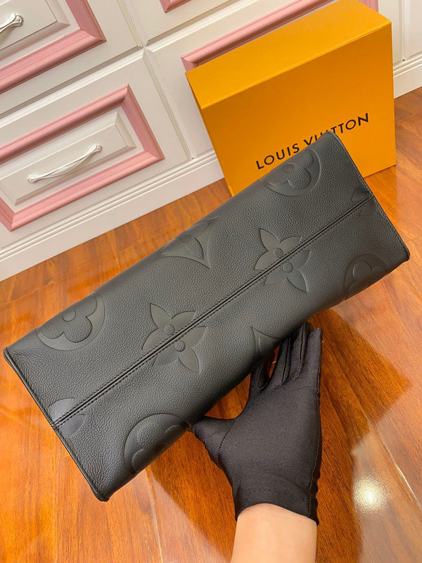 LOV - Luxurious Totes - 2628