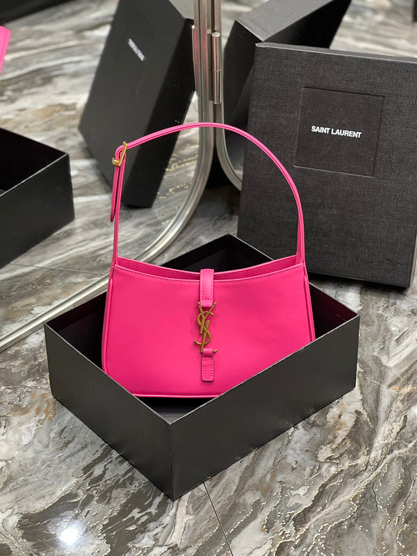 Luxurious Totes - Latest - 8121