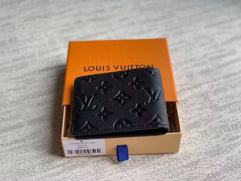 LOV - Luxurious Totes - 616