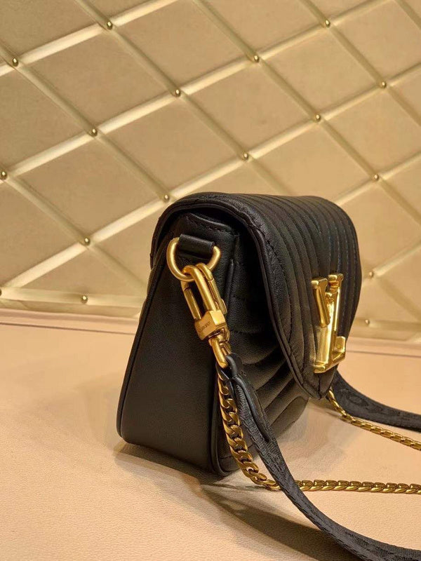 LOV - Luxurious Totes - 2539