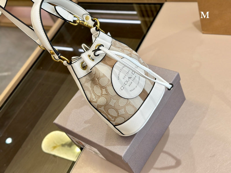 Luxurious Totes - CCH2 Bags - 063