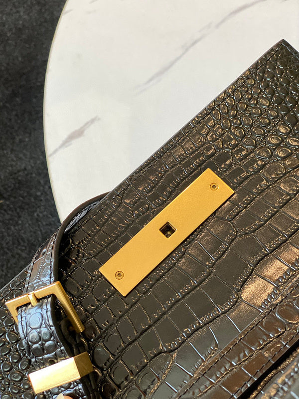 Luxurious Totes - Latest - 8890