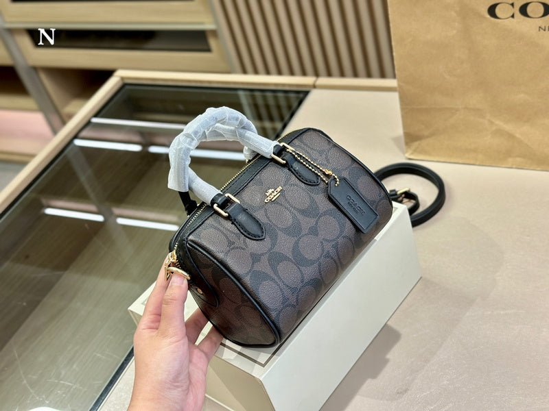 Luxurious Totes - CCH2 Bags - 077