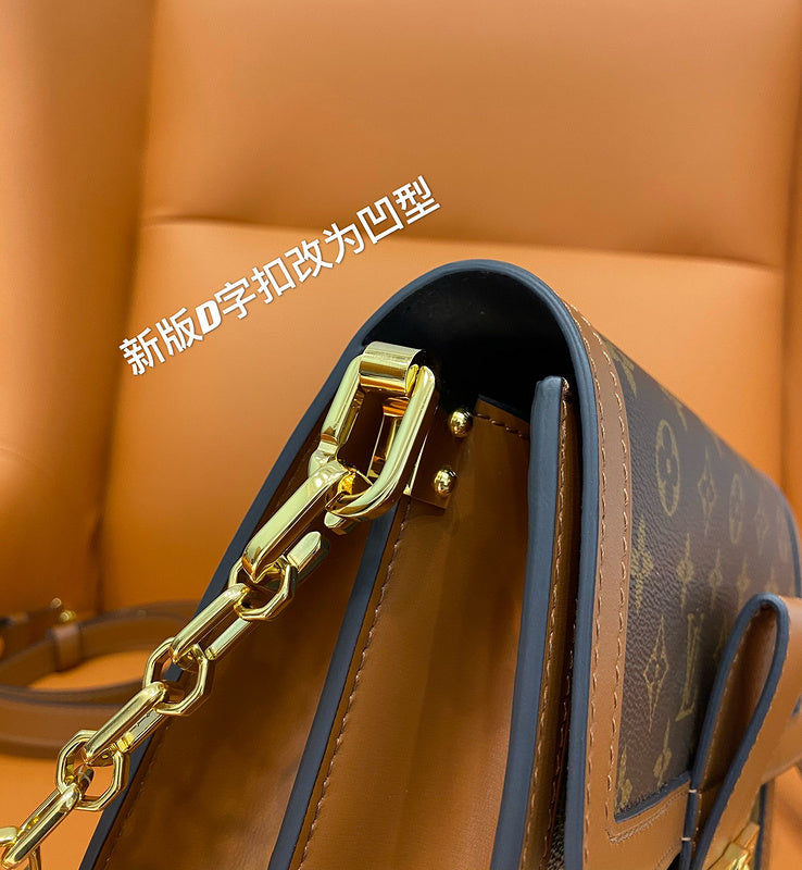 LOV - Luxurious Totes - 1045