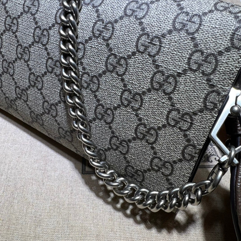 GUI - Luxurious Totes - 487