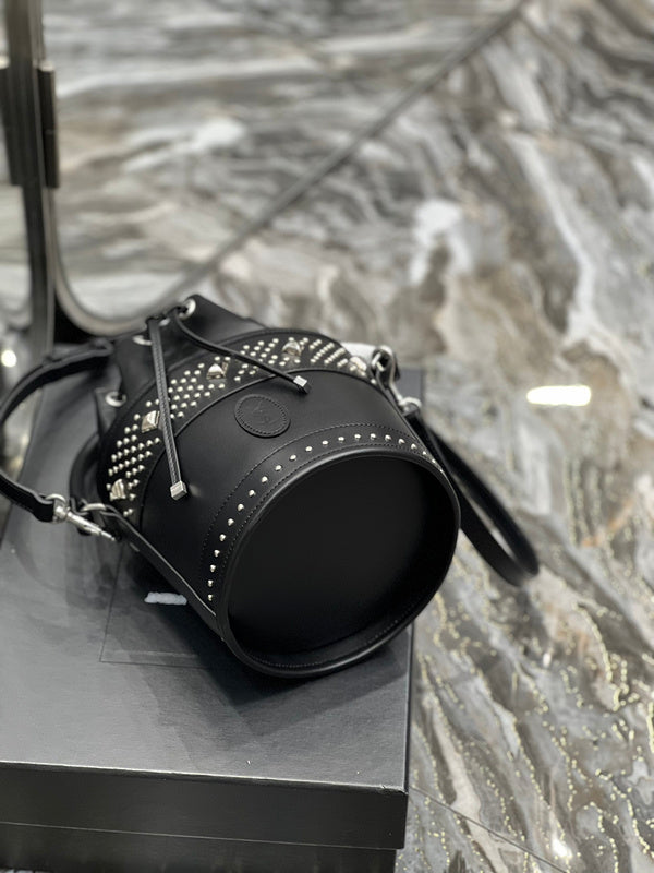 Luxurious Totes - Latest - 8017