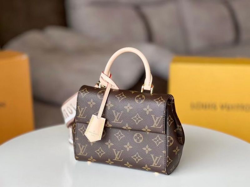 LOV - Luxurious Totes - 185