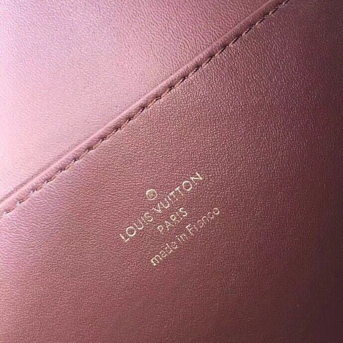 LOV - Luxurious Totes - 2745