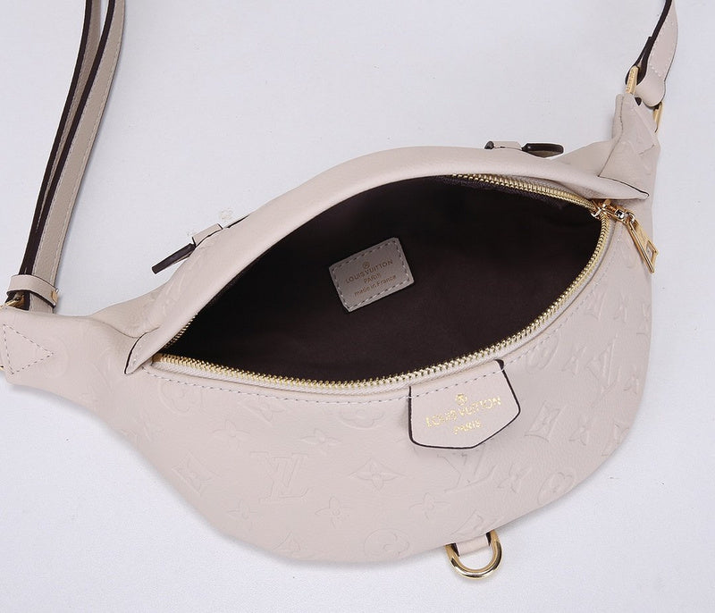 LOV - Luxurious Totes - 2672