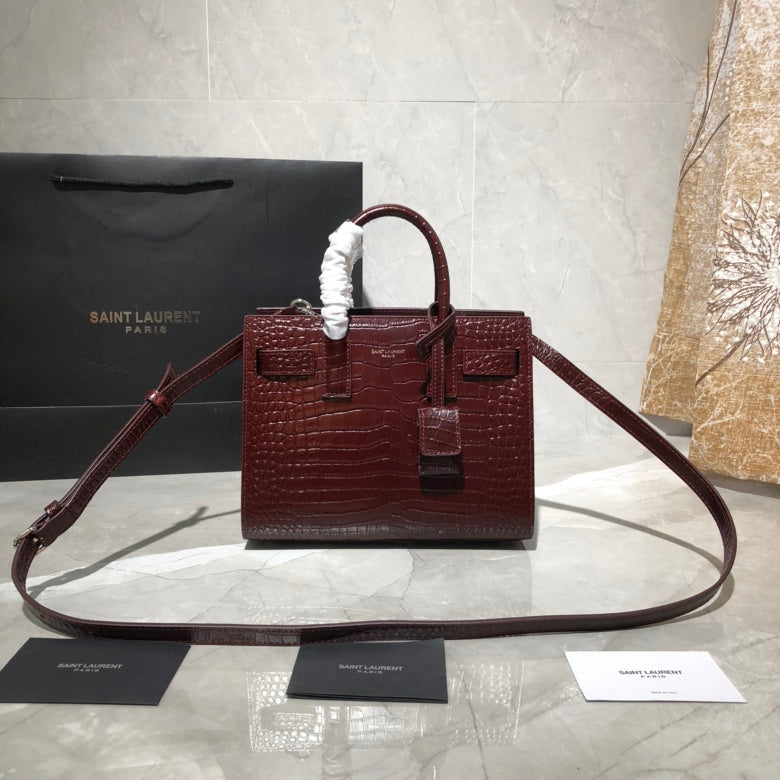 Luxurious Totes - Latest - 9484