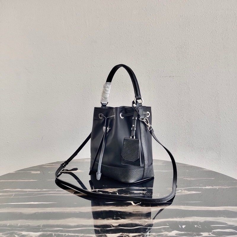 Luxurious Totes - Latest - 4583