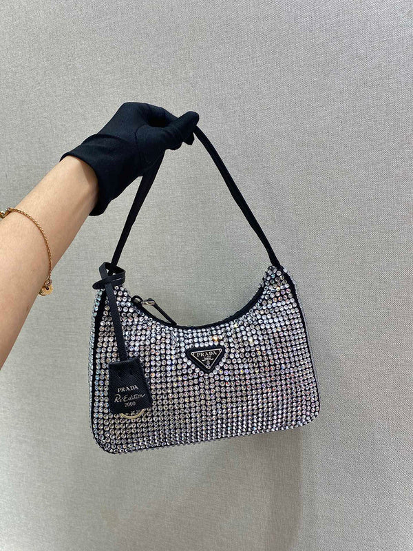 PDA - Luxurious Totes - 174
