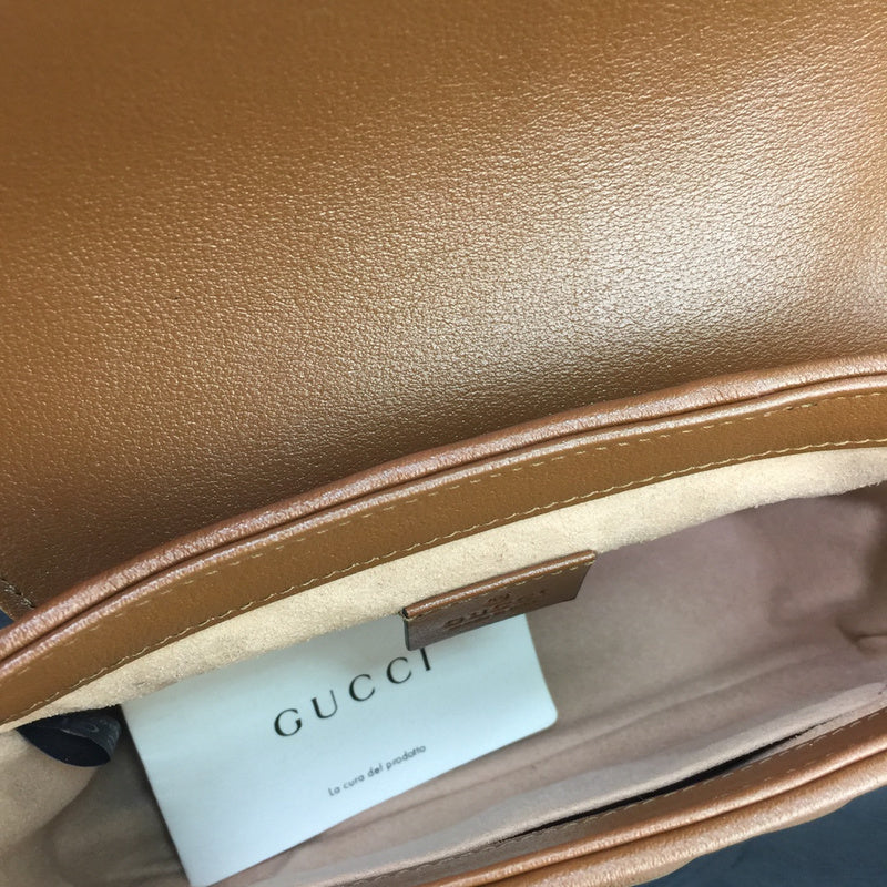 GUI - Luxurious Totes - 1080