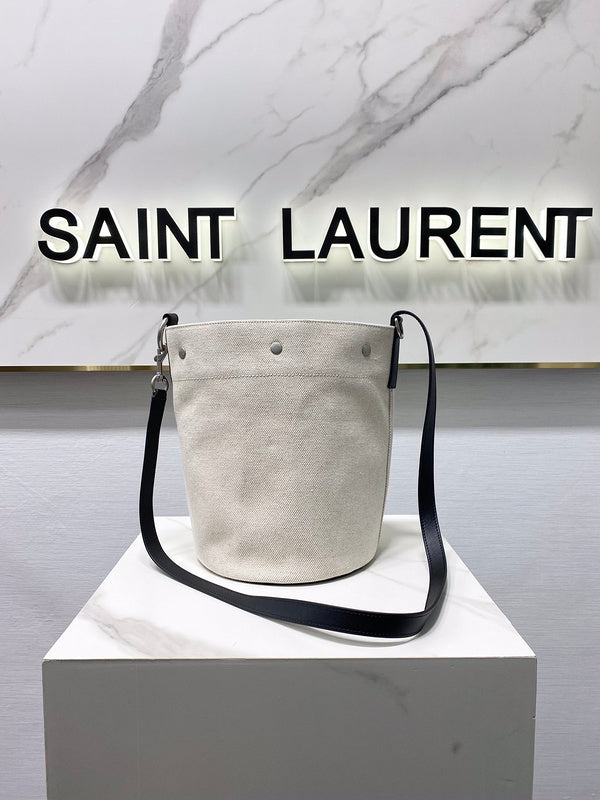 Luxurious Totes - Latest - 8704