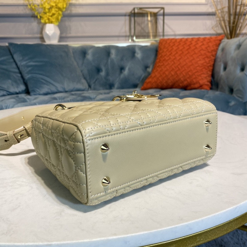 Luxurious Totes - Latest - 6318