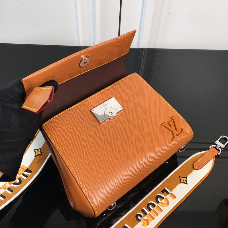 LOV - Luxurious Totes - 2099