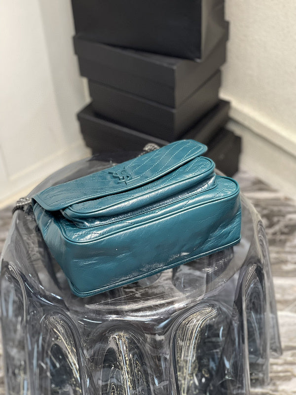 Luxurious Totes - Latest - 8731