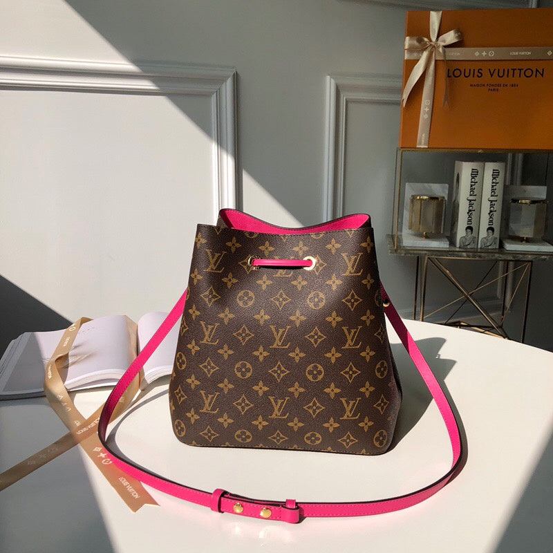 Luxurious Totes - Latest - 9734