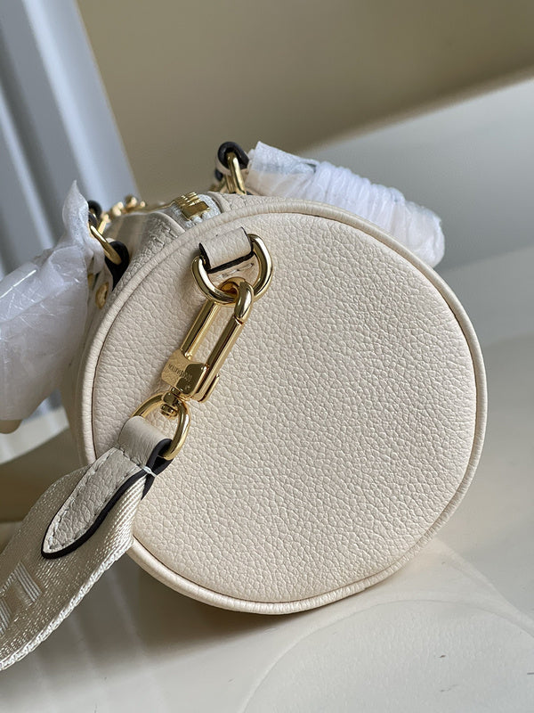LOV - Luxurious Totes - 2059
