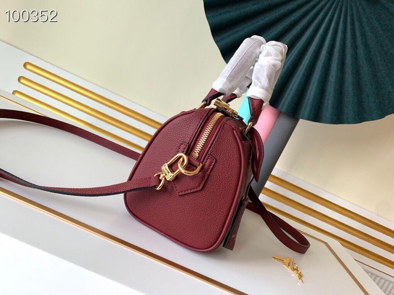 Luxurious Totes - Latest - 9660