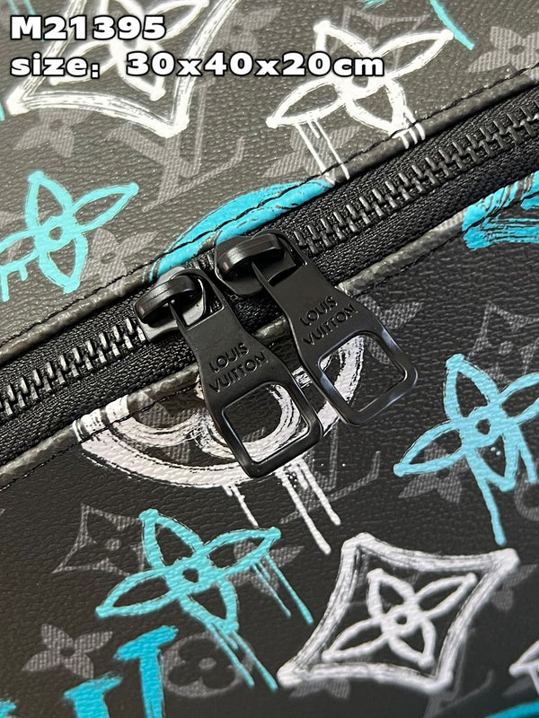 LOV - Luxurious Totes - 899