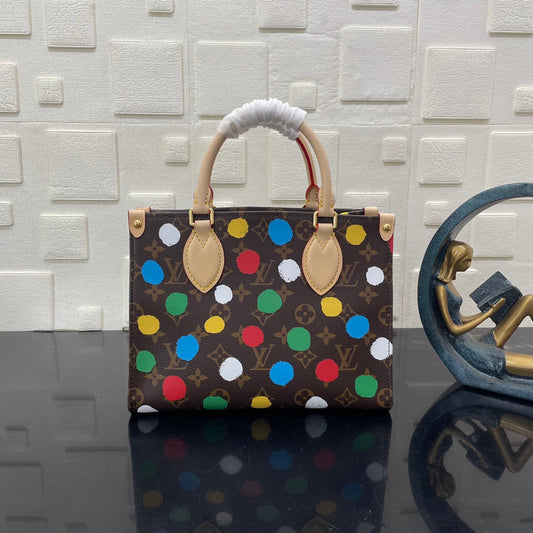 LOV - Luxurious Totes - 649
