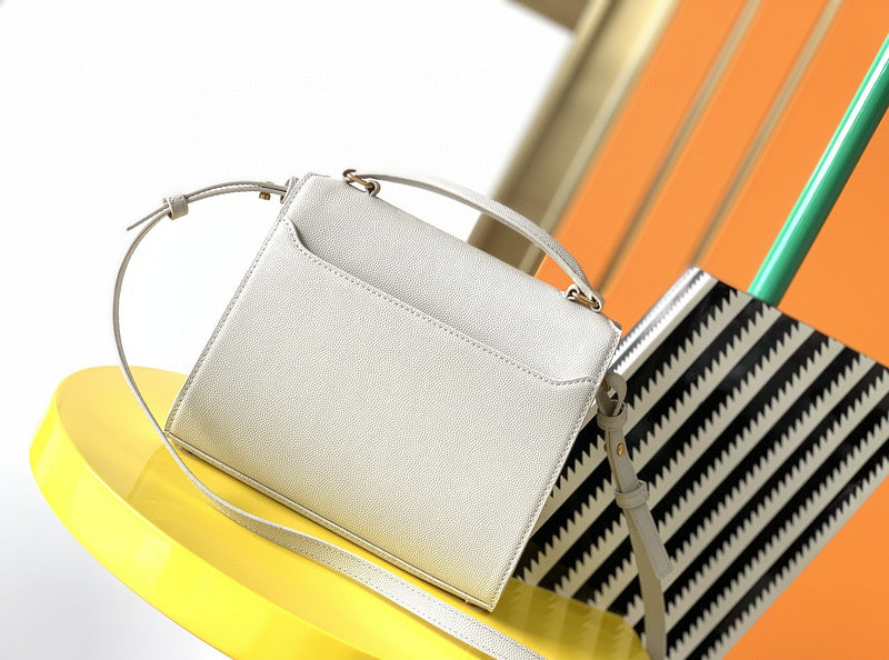 Luxurious Totes - Latest - 8862