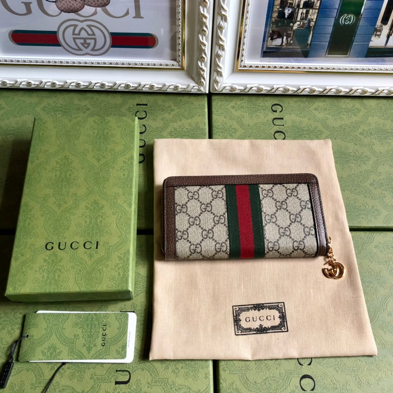 GUI - Luxurious Totes - 189
