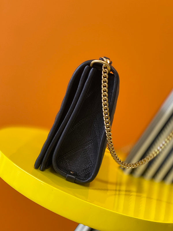 Luxurious Totes - Latest - 8623