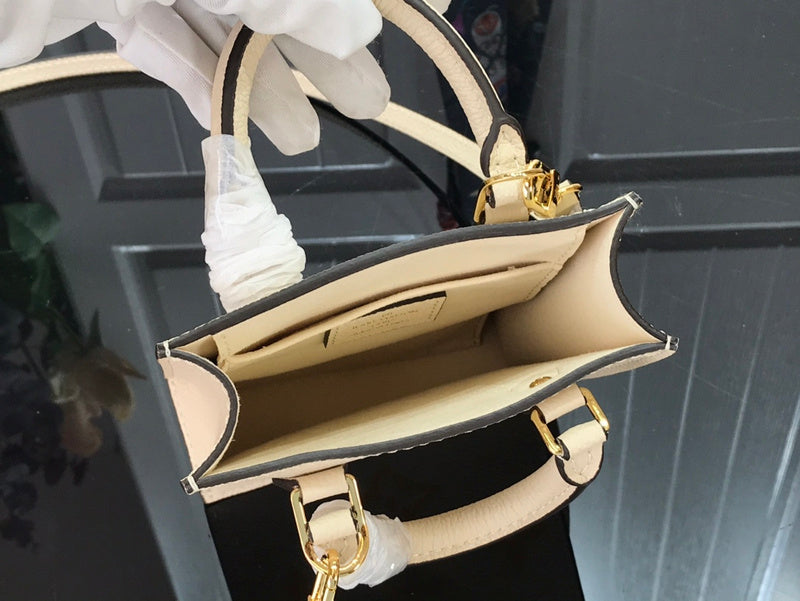 LOV - Luxurious Totes - 2475